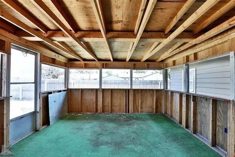 Building Photo - 2317 Glendale Dr