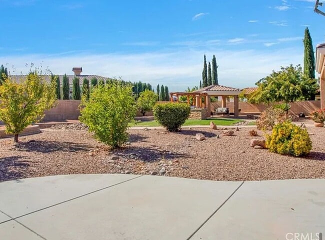 Building Photo - STUNNING STONEBROOK ESTATES HOME