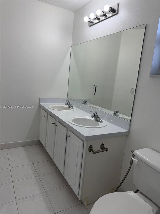 Building Photo - 5142 Palmbrooke Cir