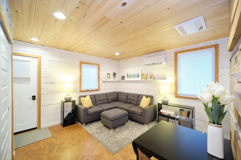 Building Photo - 2101 Tarrywood Dr