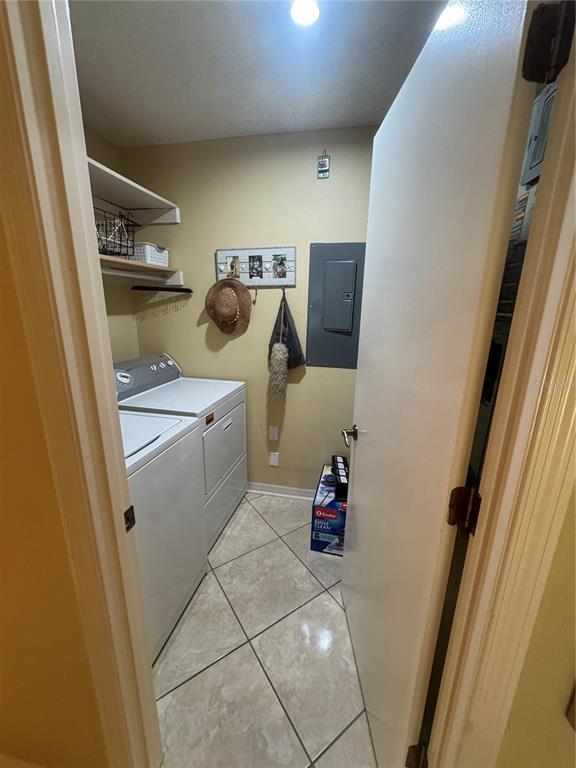 Building Photo - 2025 Sylvester Rd