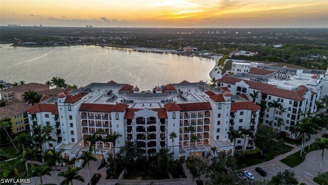 Building Photo - 10731 Mirasol Dr