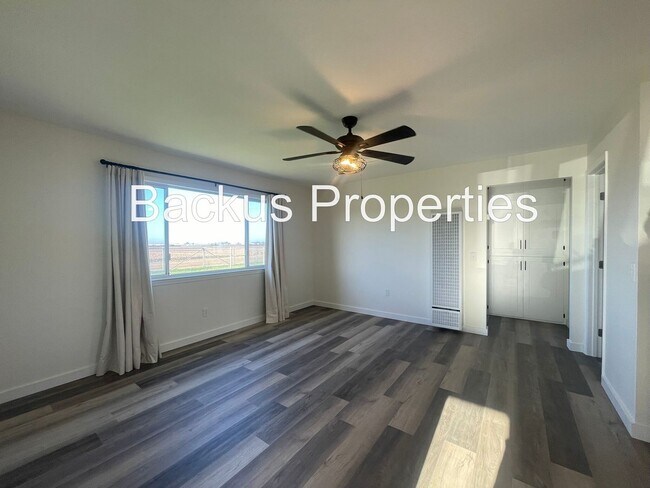 Building Photo - 333 Espinosa Rd