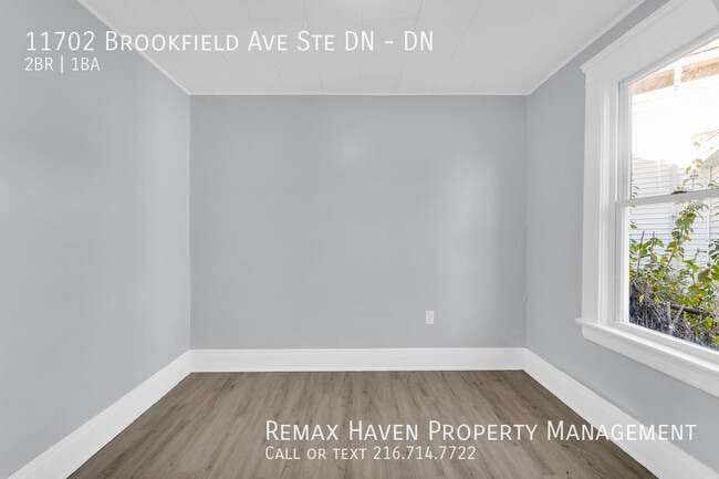 Building Photo - 11702 Brookfield Ave