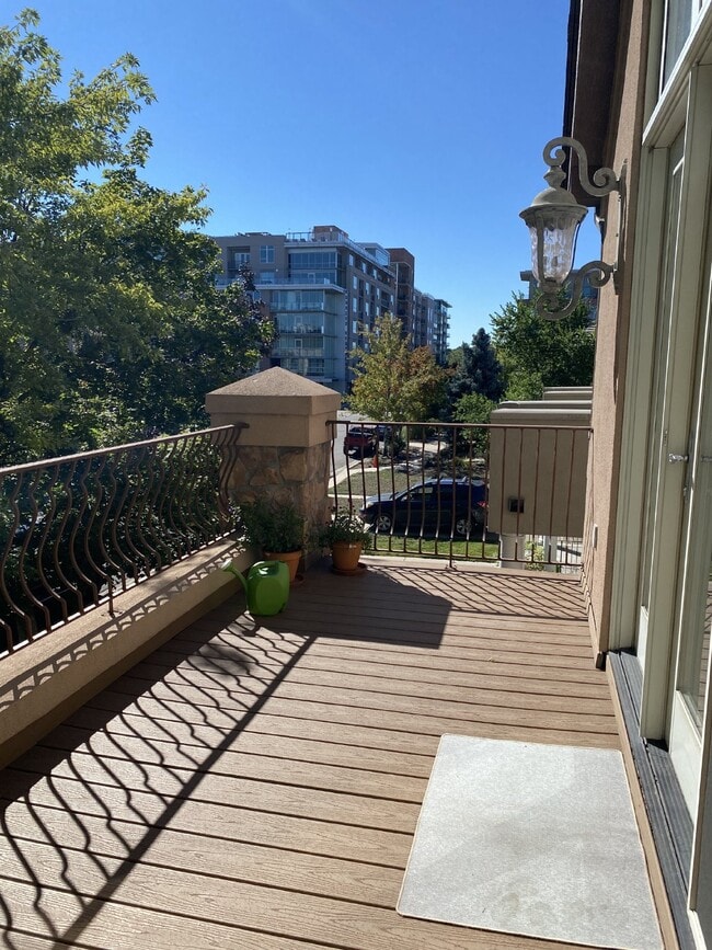 Building Photo - Cherry Creek Executive 3bd/4ba home 3743SF!