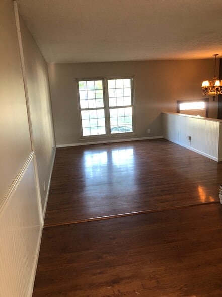 Building Photo - 356 Avonwick Pl