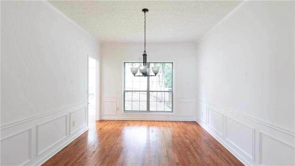 Building Photo - 1607 Tunbridge Ln
