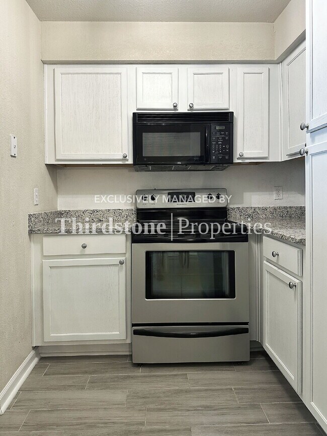 Building Photo - 8550 Touchton Rd