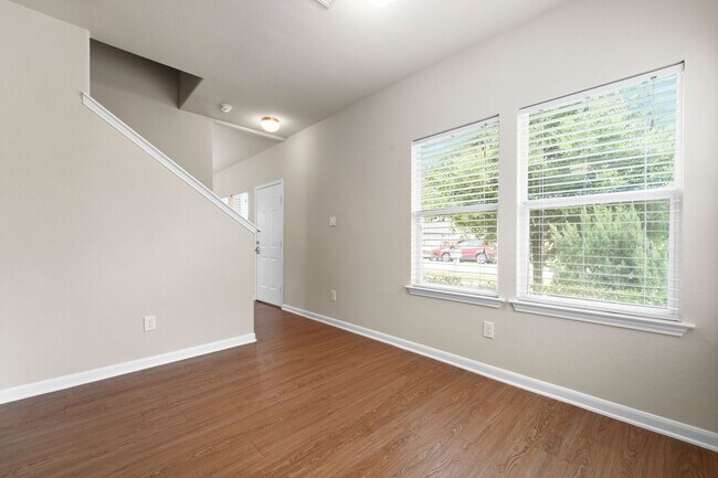 Building Photo - 3548 Rebecca St