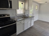 Building Photo - 12 Crescent