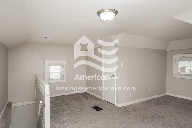 Building Photo - 656 S 42nd St