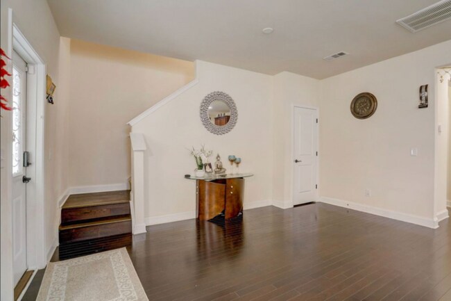 Building Photo - 1156 Amelia Park Dr