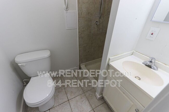 Building Photo - 755 Washington Ave