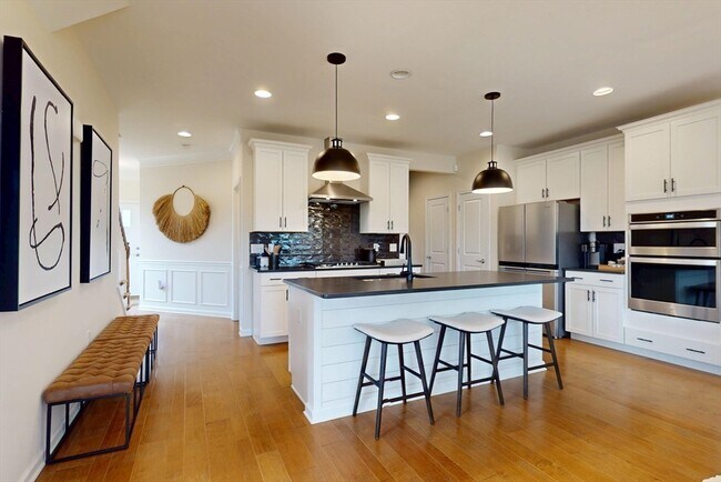 Building Photo - 129 Cold Brk Dr