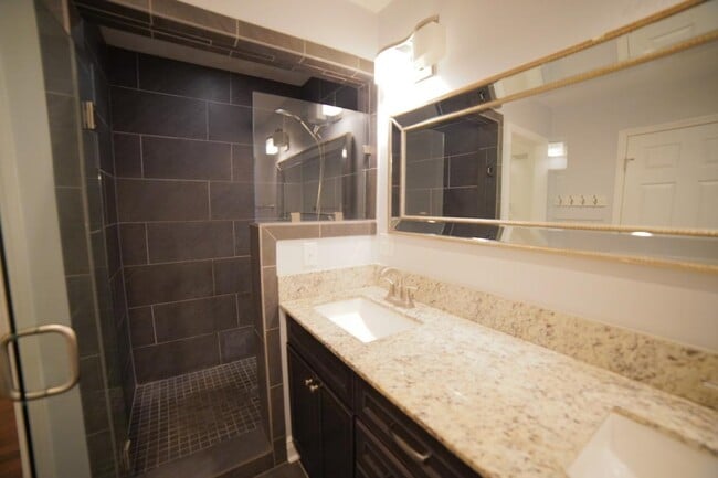 Building Photo - 3384 Barrow Hill Trail