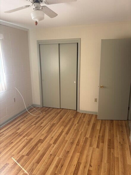 Building Photo - 837 N 6th St