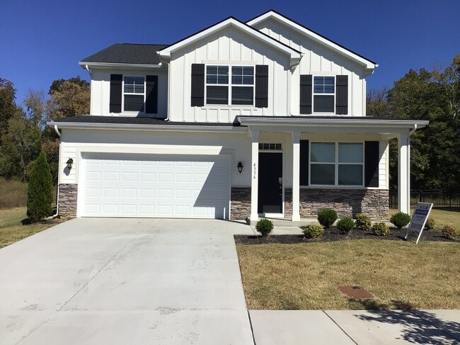 Building Photo - 4336 Longfellow Dr