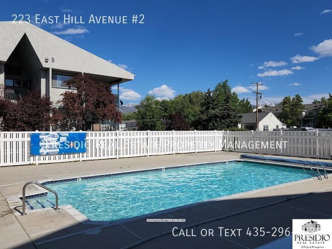 Building Photo - 223 E Hill Ave