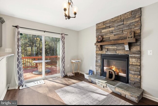 Building Photo - 144 Rollason Dr