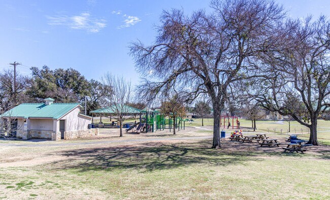 Building Photo - 508 Nogales Ln
