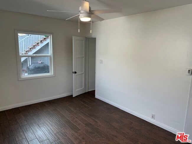 Building Photo - 1601 Stearns Dr