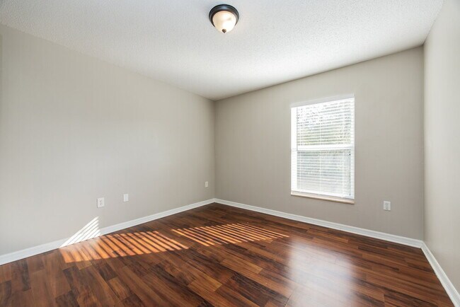 Building Photo - 1336 Dragon Head Dr