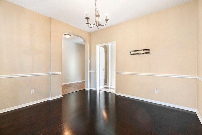 Building Photo - 6185 Galloway Ln