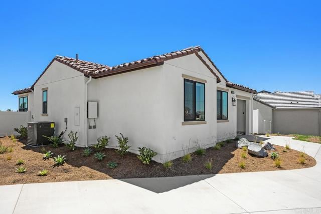 Building Photo - 1204 Stonemark Pl