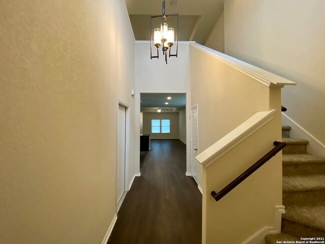 Building Photo - 491 Hunters Rnch E