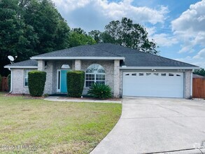 Building Photo - 551 Jimbay Dr