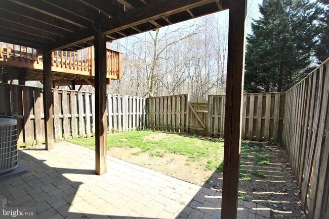 Building Photo - 5317 Buxton Ct