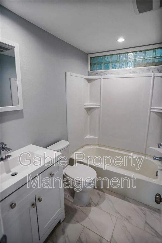 Building Photo - 27707 Tambora Dr