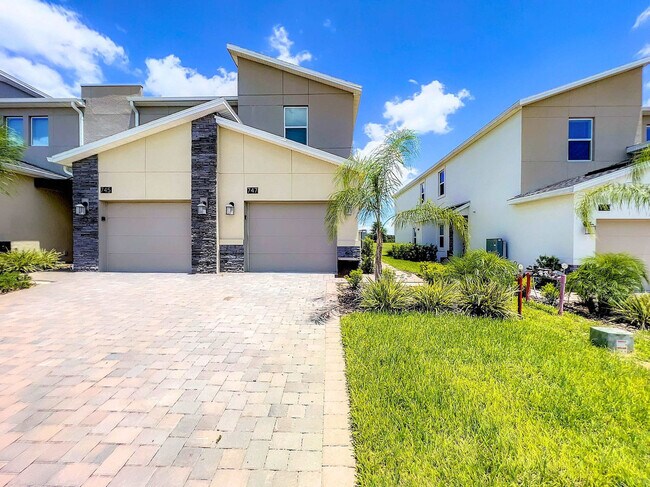 Building Photo - 741 Ocean Course Ave