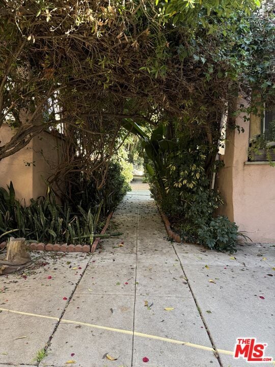 Building Photo - 1667 Golden Gate Ave