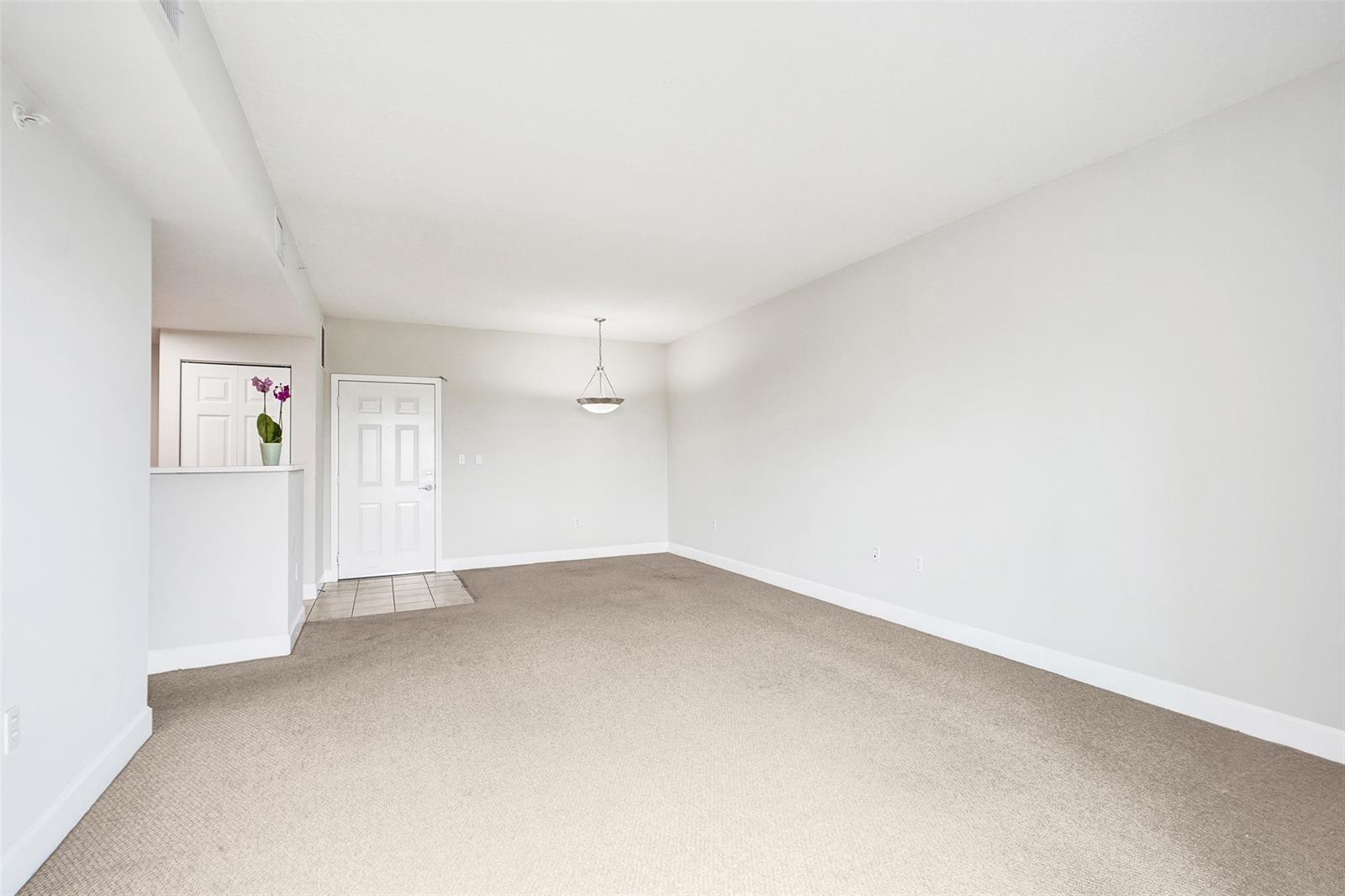 Building Photo - 50 Menores Ave