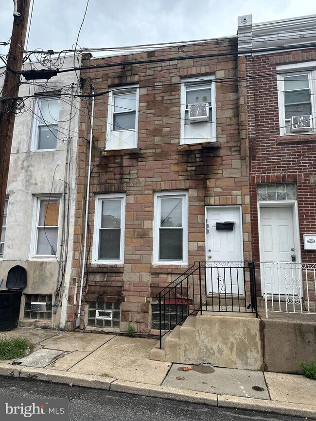 Building Photo - 1619 Fillmore St