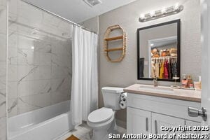 Building Photo - 810 Dakota St