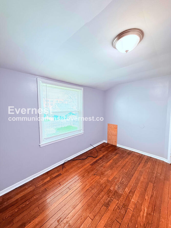 Building Photo - 17137 Ontario St