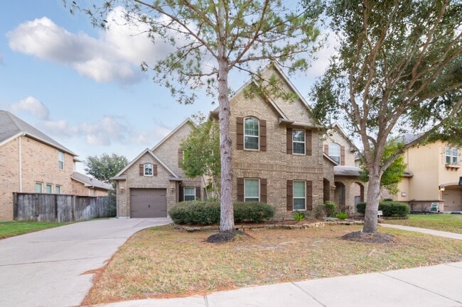 Building Photo - 10314 Radcliff Lake Dr