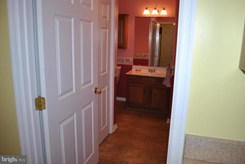 Building Photo - 24 Mel Ron Ct