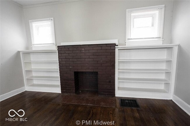 Building Photo - 1529 E Ohio St