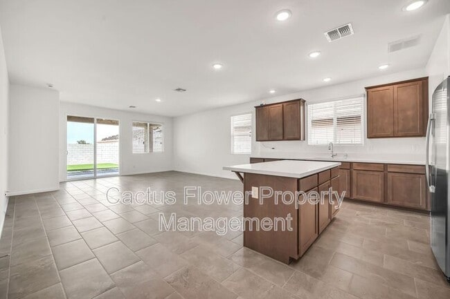 Building Photo - 13244 W Ranch Gate Rd