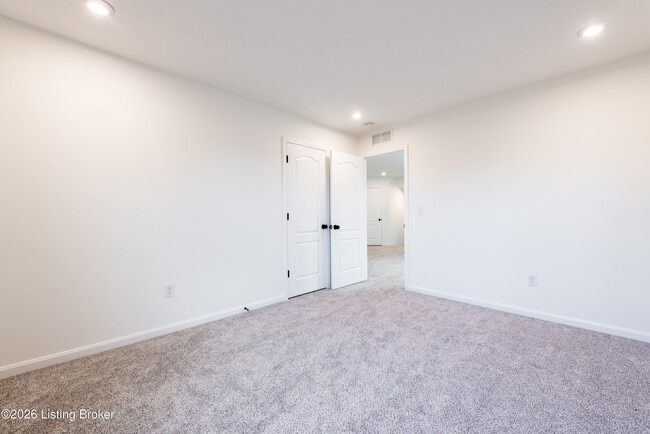 Building Photo - 10029 Windcrest Farms Ln