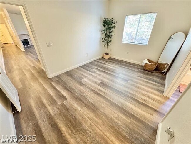 Building Photo - 5250 S Rainbow Blvd