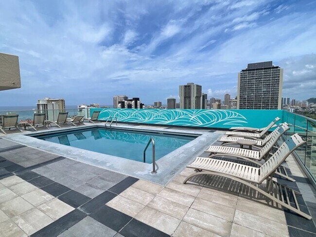 Building Photo - Fresh Waikiki Studio Unfurnished w/ secured parking & incredible amenities !
