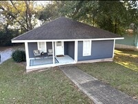 Building Photo - Furnished 2 BR 2 bath