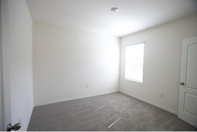 Building Photo - 5062 Foxglove Cir