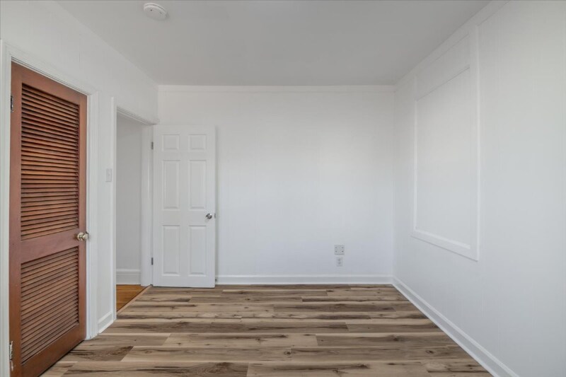 Building Photo - 1401 Byron St