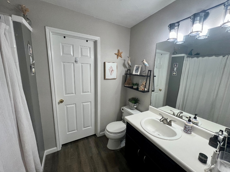 Building Photo - 6947 Lunar Way