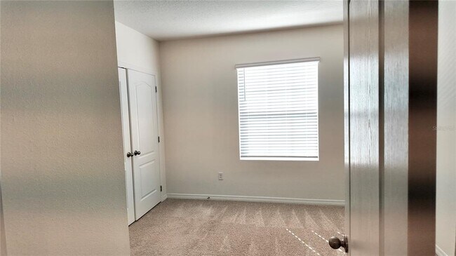 Building Photo - 1241 Yellow Finch Dr